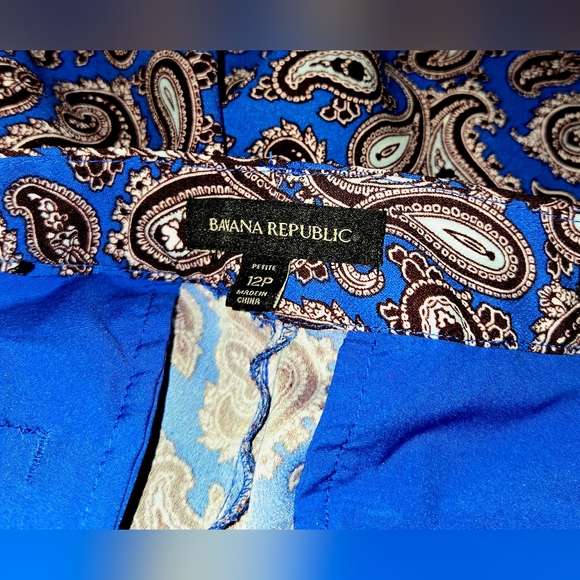 12P, Banana Republic Avery pants featuring a blue paisley print. - Picture 10 of 12